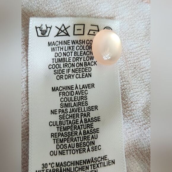 Adrianna Papell Elegant Ruffle Blouse - Picture 10 of 12